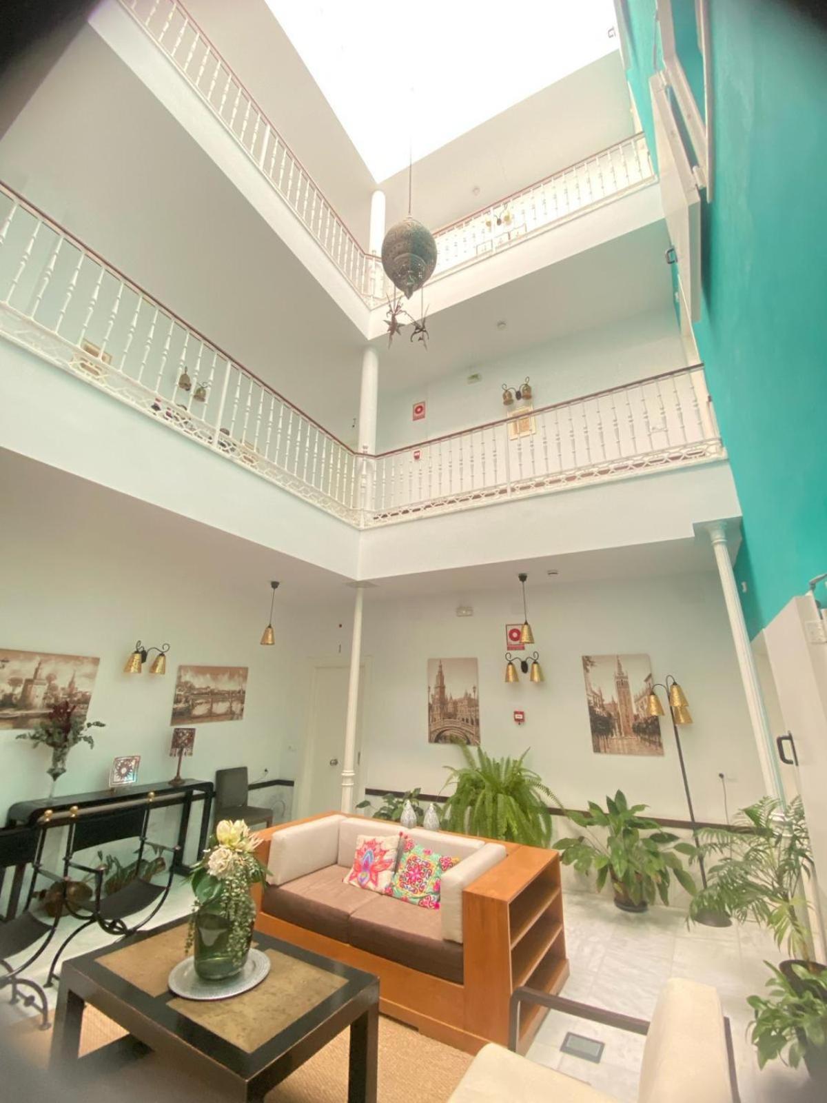 Guest house Fabiola Seville